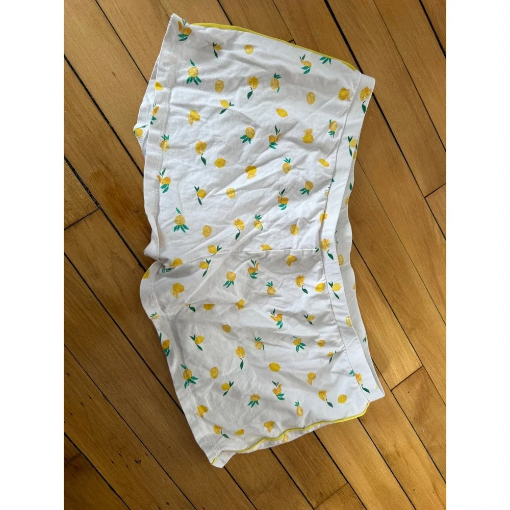 J.Crew lemon print‎ white pj lounge shorts